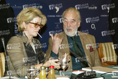 Catherine Deneuve, Christopher Lee, Shekhar Kapur