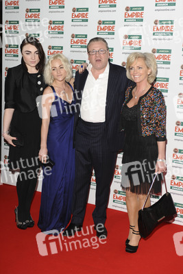 Lois Winstone, Jaime Winstone, Ray Winstone