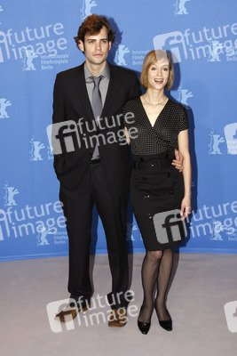 Rossif Sutherland, Laura Regan