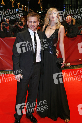 Kevin Bishop, Siobhán Hewlett