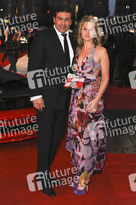 Tamer Hassan mit Begleitung