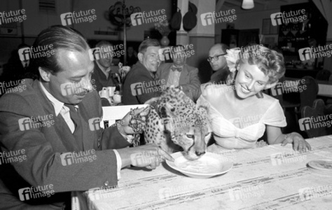 Rolf Kutschera, Eva Ingeborg Scholz