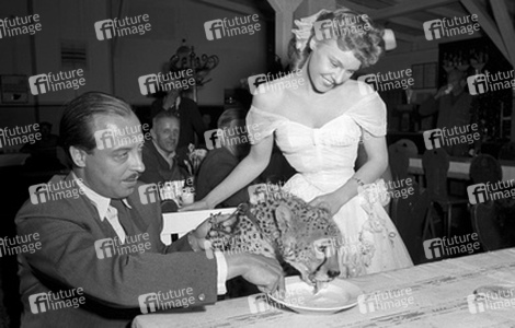 Rolf Kutschera, Eva Ingeborg Scholz