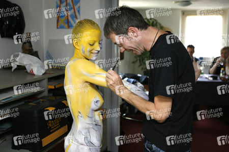 Jörg Düsterwald mit Model Melanie