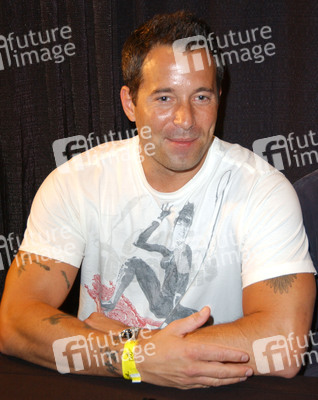 Johnny Messner