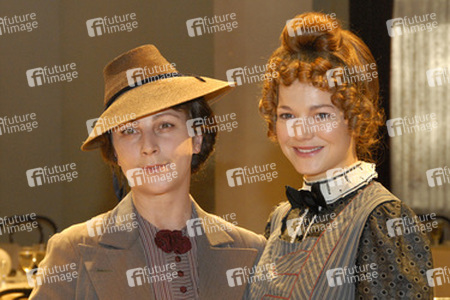 Bettina Redlich, Hannah Herzsprung