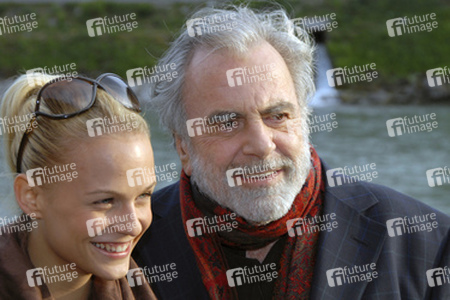 Mirjam Weichselbraun, Maximilian Schell