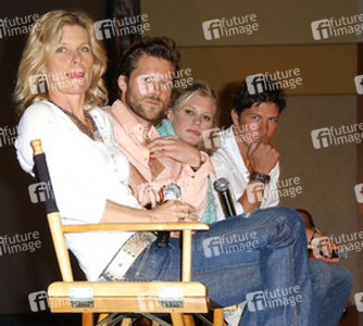 Kate Vernon, Jamie Bamber, Katee Sackhoff, Michael Trucco