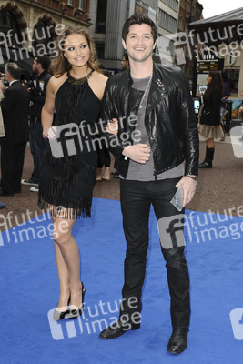 Daniel O'Donoghue (The Script) mit Begleitung