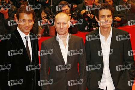 Clive Owen, Ulrich Thomson, Tom Tykwer