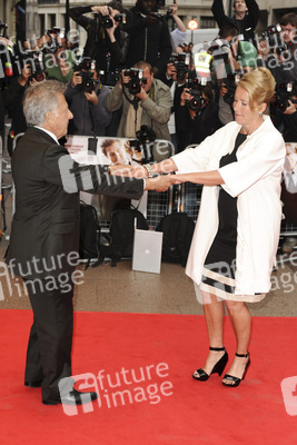 Emma Thompson, Dustin Hoffman