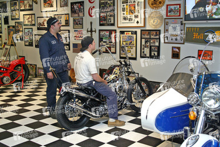 Vince "Vinnie" DiMartino, Cody "Code" Conelly