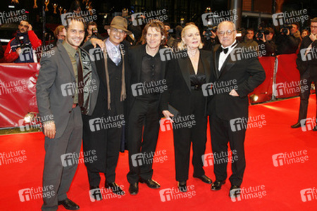 Moritz Bleibtreu, Deepak Nayar, Willem Dafoe, Lauren Bacall, Paul Schrader