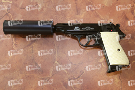 Walther PP mit Schalldämpfer und Laservisir