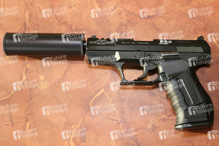 Walther P99 mit Schalldämpfer