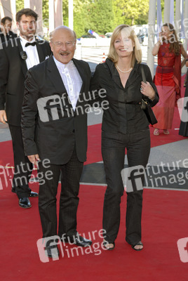 Volker Schlöndorff mit Begleitung