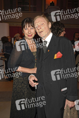 Monika Hansen, Otto Sander