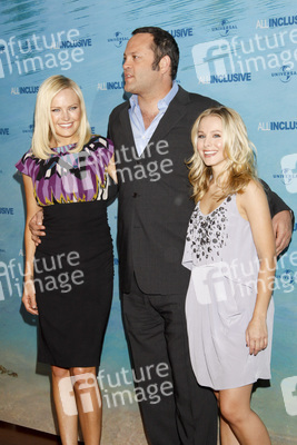 Malin Akerman, Vince Vaughn, Kristen Bell