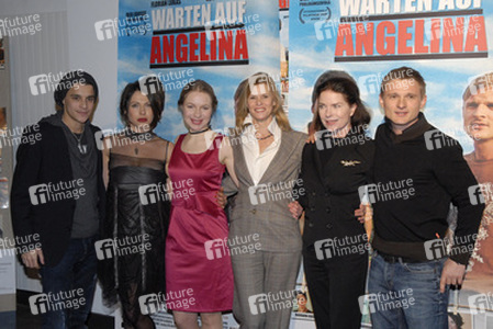 Kostja Ullmann, Jana Pallaske, Anna Brüggemann, Leslie Malton, Gudrun Landgrebe, Florian Lukas