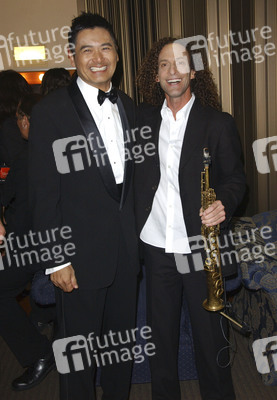 Chow Yun-Fat, Kenny G