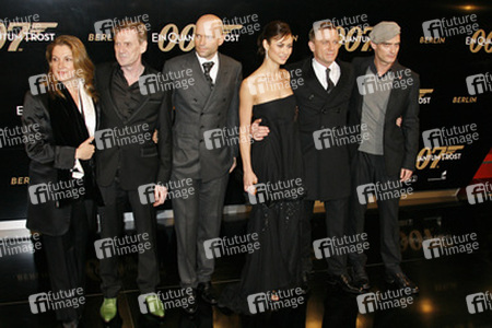 Barbara Broccoli, Jesper Christensen, Marc Forster, Olga Kurylenko, Daniel Craig, Anatole Taubman