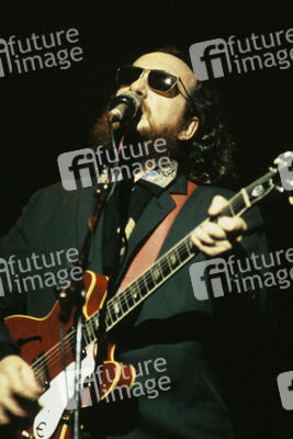 Konzert von Elvis Costello and the Rude 5 in London