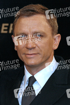 Daniel Craig