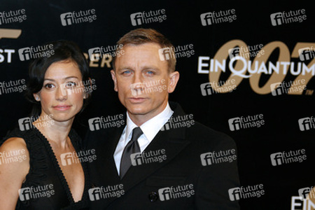 Satsuki Mitchell, Daniel Craig
