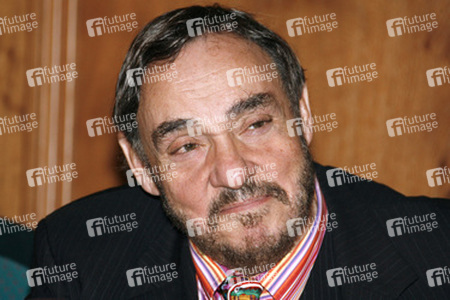 John Rhys-Davies