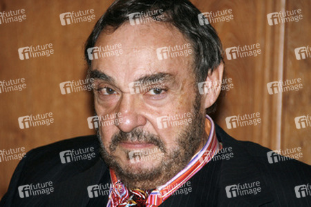John Rhys-Davies