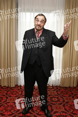 John Rhys-Davies