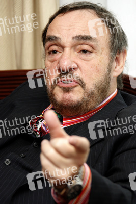 John Rhys-Davies