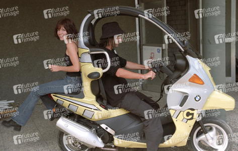 Nicole de Boer, John Kastner