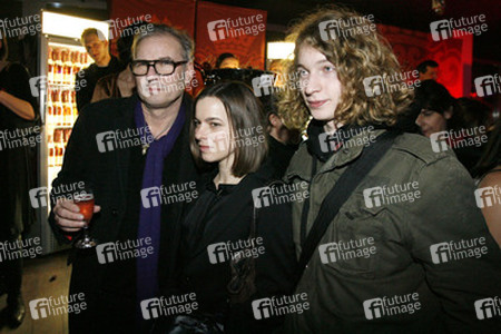 Leander Haußmann mit Gattin Doris und Sohn