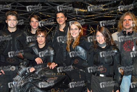 Leon Wessel-Masannek, Marlon Wessel, Kevin Iannotta, Jimi Blue Ochsenknecht, Srah Kim Gries, Janina Fautz, Joachim Masannek