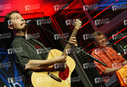 Nico Walser, Wolfgang Grieger