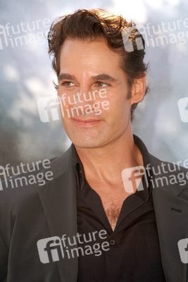 Adrian Pasdar