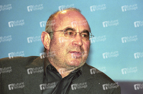 Bob Hoskins