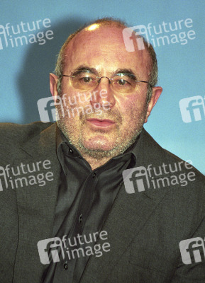 Bob Hoskins