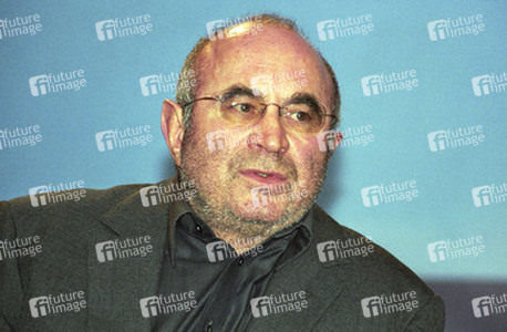 Bob Hoskins