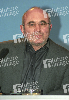 Bob Hoskins