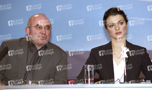 Bob Hoskins, Rachel Weisz