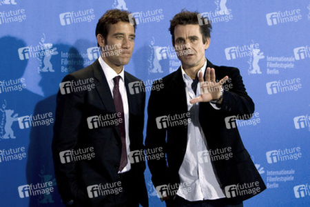 Clive Owen, Tom Tykwer