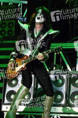 Tommy Thayer / The Spaceman