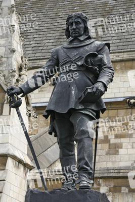 Oliver Cromwell Denkmal an den Houses of Parliament