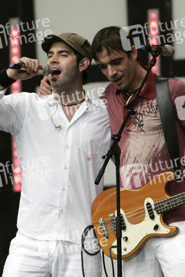 Sascha Pierro, Dominik Decker