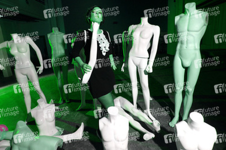 Herrin der Puppen / Mistress of Puppets