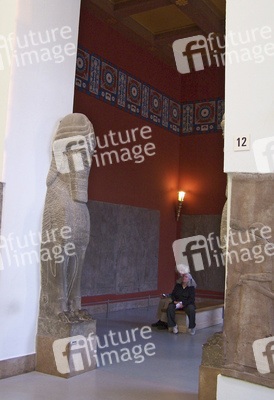 Besucher im Pergamonmuseum