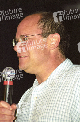 Ethan Phillips