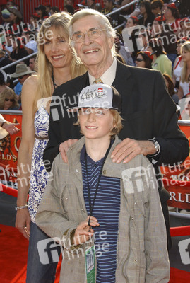 Martin Landau, Gretchen Becker